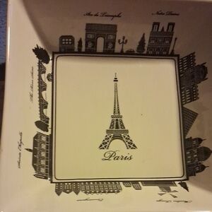 222 Fifth Paris Square Plate - Black and White